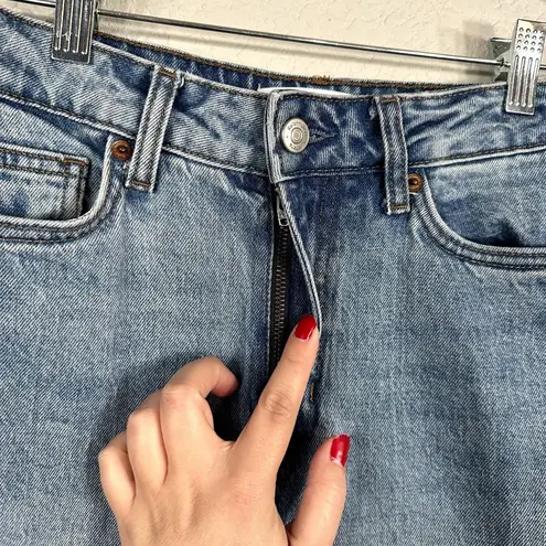 Reformation  Liza Ultra High Rise Slim Straight Jeans in Malta