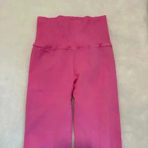 Free People  Good Karma Leggings Tropical Pink (Neon) size XS