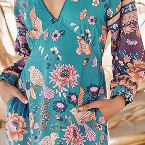 Jaase Seline Maxi Dress - Blue Purple Floral Hummingbird Print -
Size L