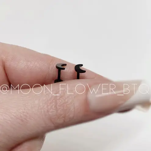 16g Tiny Black Moon Flat Back Earrings