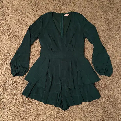 Pink Lily ‼️ Monochrome Plaid Romper‼️