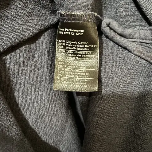 Tasc Performance Top Womens Small Blue Multicolor Camo Print Blouse