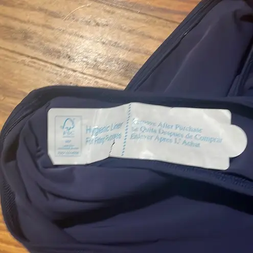 ANDIE The Malibu One Piece Swimsuit Navy size L NWT minimalist