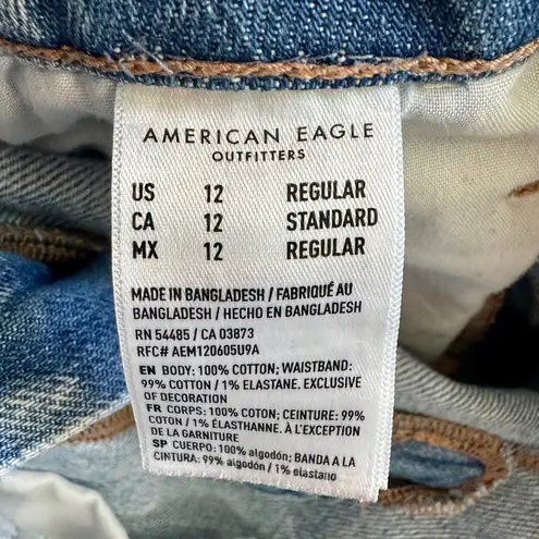 American Eagle Mom Straight Ripped Distressed High Rise Light Wash Jeans Size 12