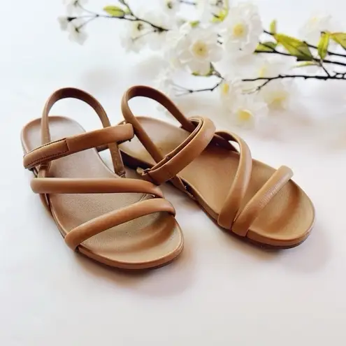 Caslon Aliyah Slingback Leather Sandal Size 5.5