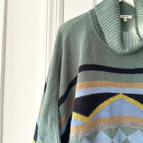 Tyler Boe Turtleneck Wool Alpaca Blend Green Geo Print Capelet Poncho Large - Image 3