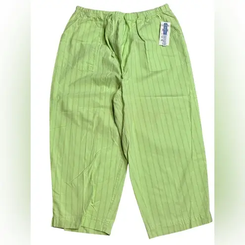 Mountain Lake Women's Capri Size L Color Green 100% Cotton