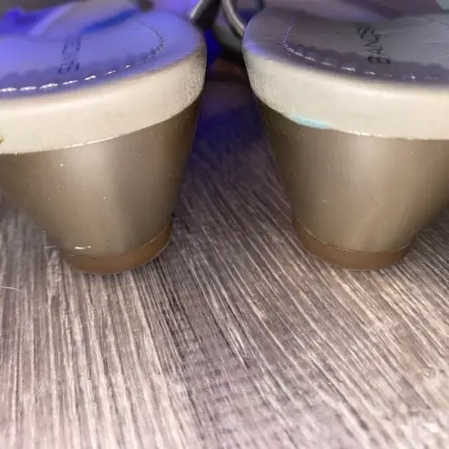 Bandolino Like New  Embellished Slip-on Sandal SZ 10 M