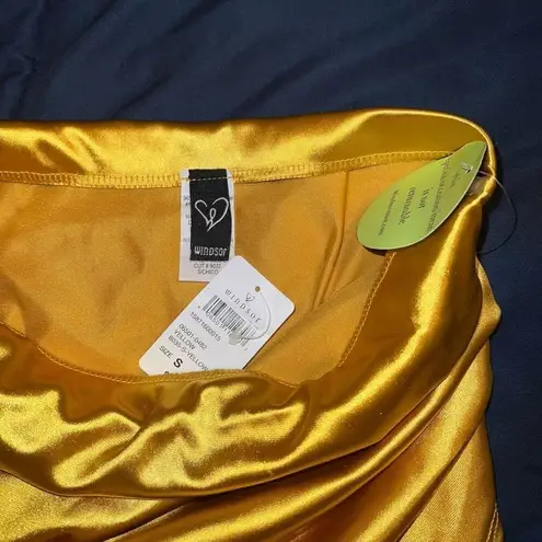 Windsor NWT  formal Enchanting Timeless Beauty Wrap Mini Skirt Gold Size S - Image 4