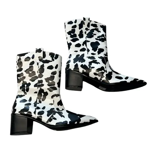 Cow Print Faux Leather Cowgirl Boots White Black Pointed Toe Festival Size 9