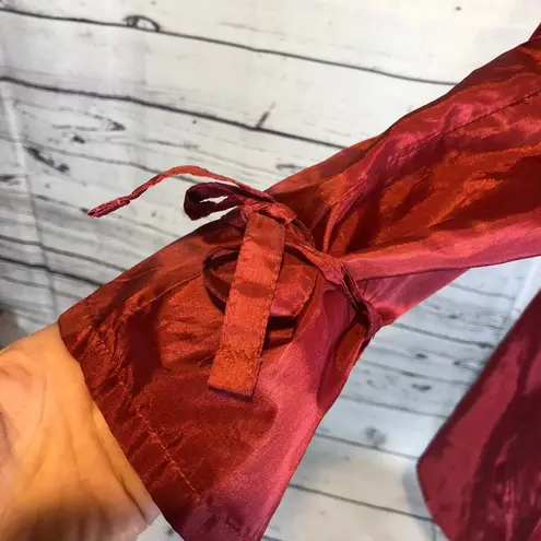 1990s Messages Red Iridescent Hooded Taffeta Belted Coat Made in Hong Kong M Size M