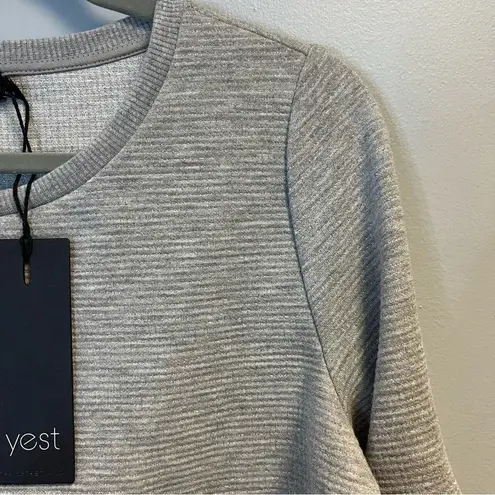 Yest Sweatshirt Grey w/ Slight Sparkle Ribbed w/ Ruched Sleeves Sz 6 US NWT Gray