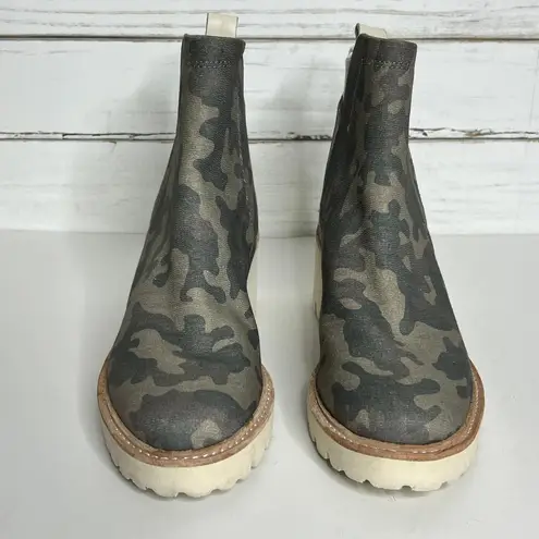 Dolce Vita Huey Chelsea Boot Camo Shoe Size 8.5 Green