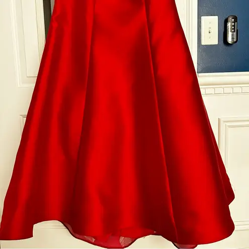 Gorgeous 2 piece beaded prom dress