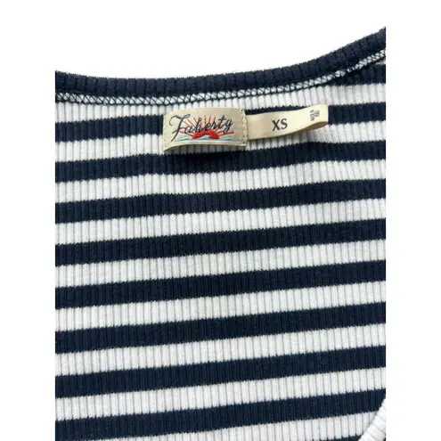 Faherty Freestyle Rib T-Shirt in Navy
Desi Stripe Scoop Neck 3/4 Sleeve Top XS