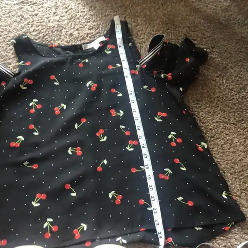 Gypsies & Moondust cherry cold shoulder shirt size large