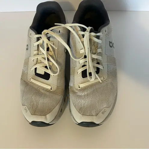 On Cloud Cloud Runners Women's 10 Gray