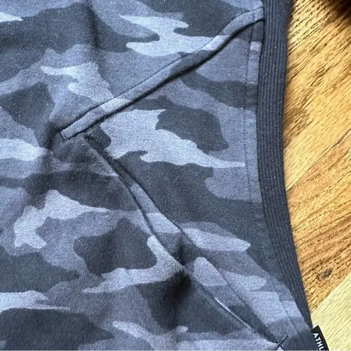 Athleta  Triumph Full Zip Jacket Black Camo Sz 1X