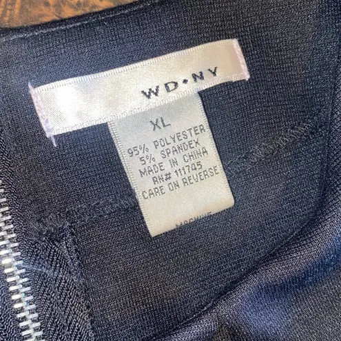 WD•NY WD.NY Short Sleeve Peplum Blouse with Back Exposed Zipper in Black - size XL