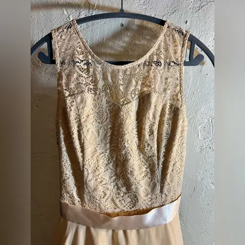 Party Dress Elegant Ecru Lace Dress, medium, satin bow and flowy lined bottom