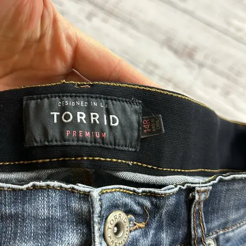 Torrid  bombshell skinny jeans size 14