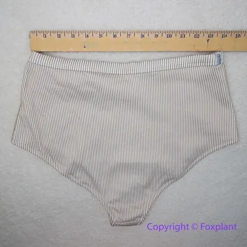 New! Rhythm. Noumea Boy Leg Pant in Natural, size XL