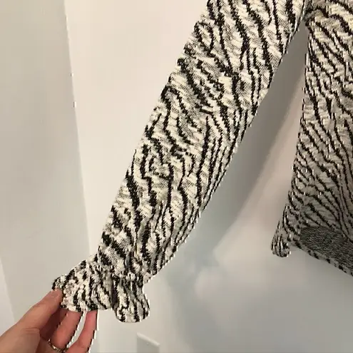 Sharagano Zebra Print Hacci Blouse Cream Off White Black Animal Long Sleeve Top