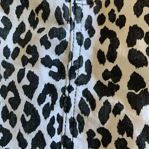 H&M Leopard Print Raw Hem Denim Skirt - Image 3