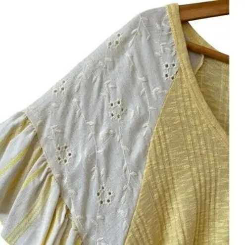 Hummingbird Eyelet Lace Ruffle Sleeve Yellow Knot Front Top Size M NEW