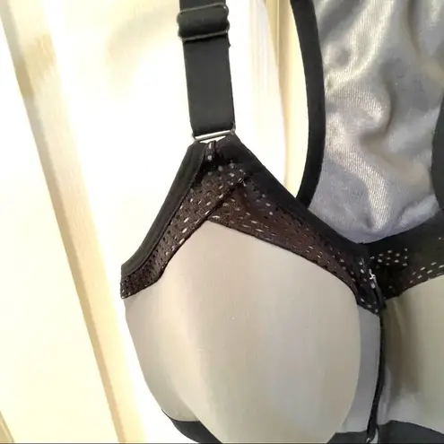 Wacoal  grey and black padded front zip sports  bra