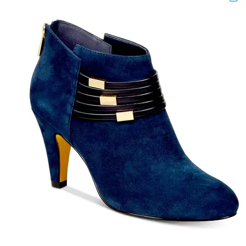 Bella Vita genuine suede leather booties❣️LIKE NEW❣️