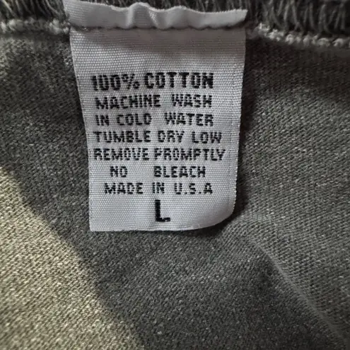 BEPHIES BEAUTY SUPPLY Bephies Beauty Supply Solar Heart Fade Graphic Tee Size L Gray Size L