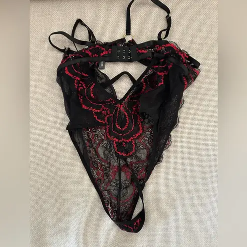 NWOT Maxi Lace Teddy in red/black Black Size undefined