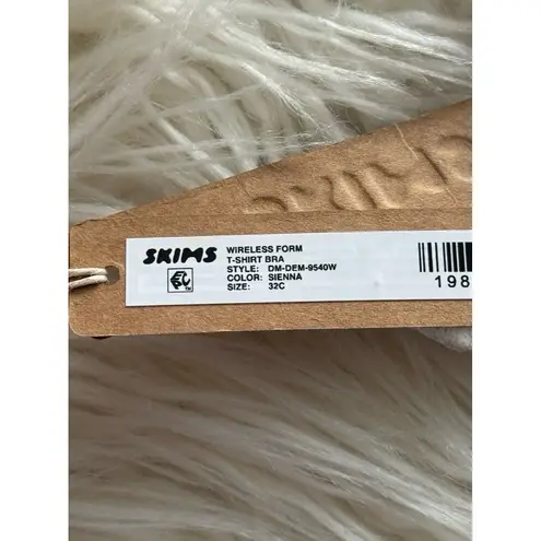 SKIMS Wireless Form T-shirt Bra Sienna Size 32C