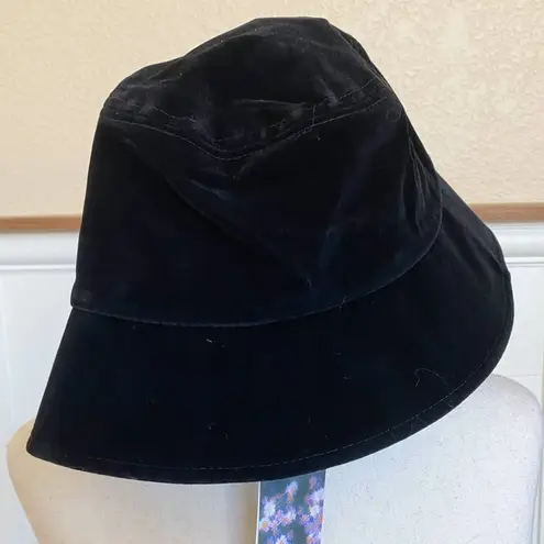 Cider  INDULGE IN VELVET BLACK BUCKET HAT SUPER SOFT SIZE 7 1/4 - 7/38 NWT