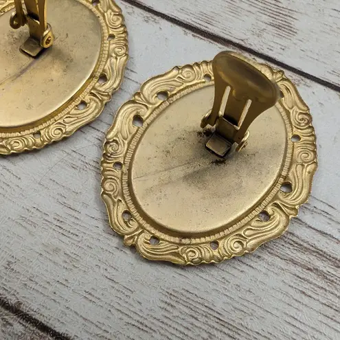 Vintage Clip On Earrings