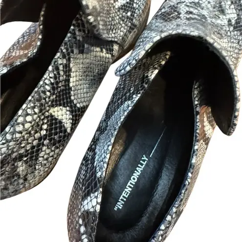 Intentionally Blank Black White Snakeskin Ankle Booties 10