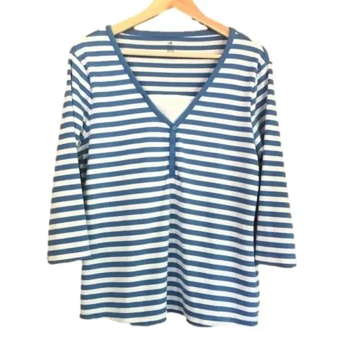 Bobbie & Brooks Bobbie Brooks striped mock layered v-neck size medium