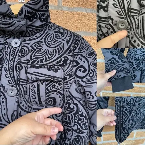 Desigual Medianoche Flocked Velvet NWT,
Puffer Jacket size small