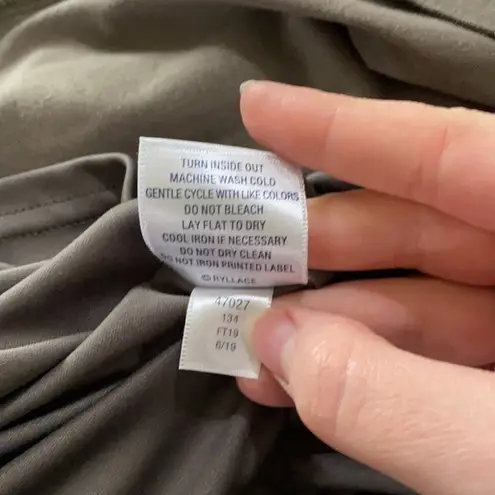 Ryllace olive long sleeve basic t