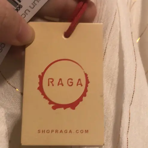 Raga NWT Golden Rules Off the Shoulder Crop Top, size small