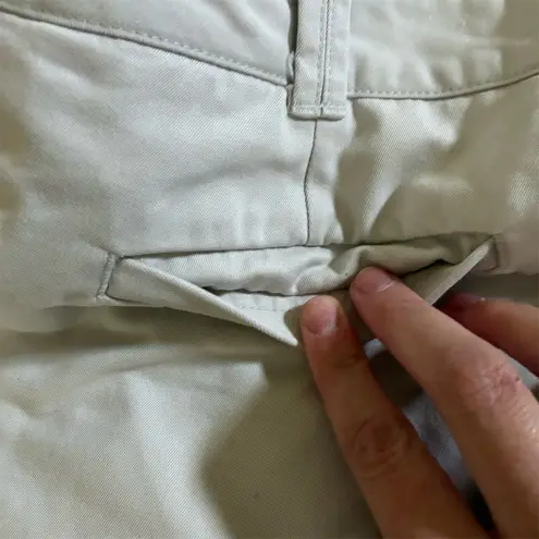 Lands' End Woman's Khaki Chino Shorts Beige Size 16 Casual Summer Tan