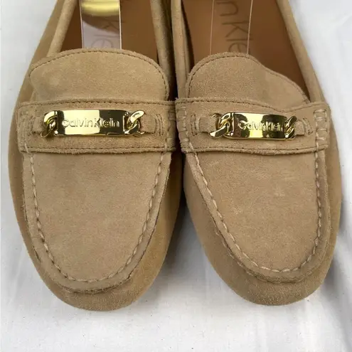 Calvin Klein  Women's Beige Shoes/Loafers Sz 10 SKU 4248