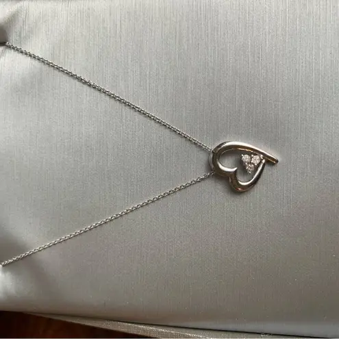 10kt White Gold Heart Diamond Charm with 14k Chain