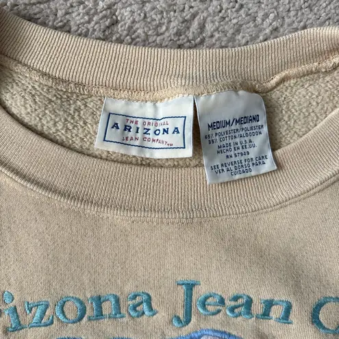 Arizona Jeans Arizona Jean Company Beige Sweatshirt with Blue Expedition Graphic