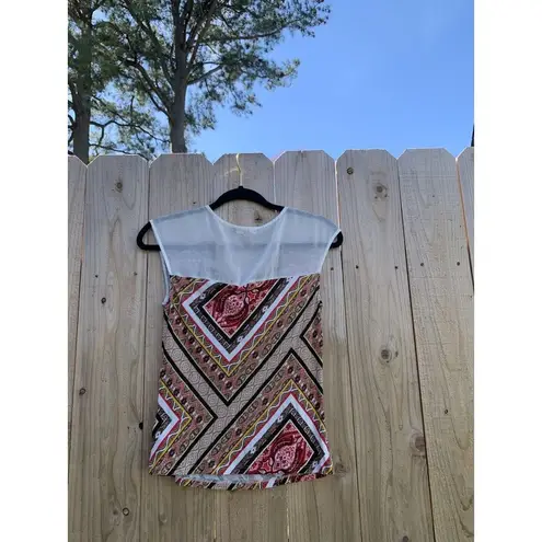 Ellen Tracy ELLEN‎ TRACY Womens Size Xs Geometric Tank Short Sleeve Top Red White Paisley