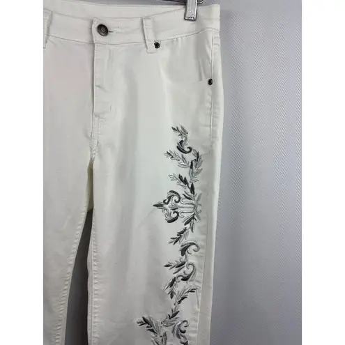 Women’s Anthony Studios Size 6 White Jeans with Silver & Grey Embroidery