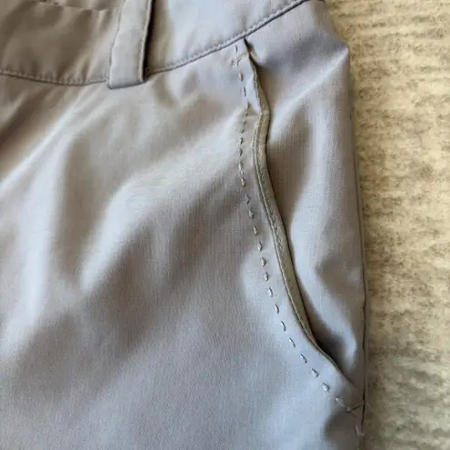 Nike  Golf Shorts Womens Size 0 Khaki Dri Fit Tour Performance Flat Front Bermuda