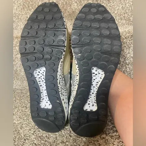 Steve Madden STEVE‎ MADDEN Cliff Snakeskin Platform Sneaker Size 10