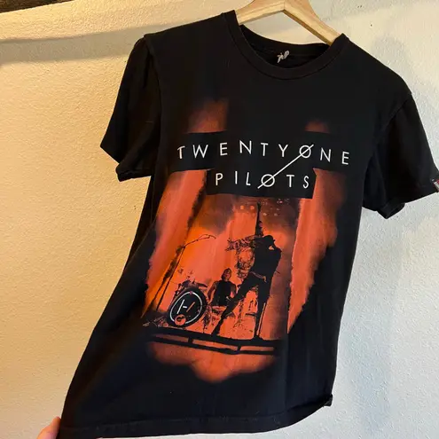 2017 Twenty One Pilots Black Cotton Band Graphic Tee Unisex Size XS Shirt
